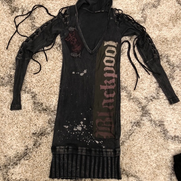 Blackpool Black Hooded Dress - Picture 2 of 6